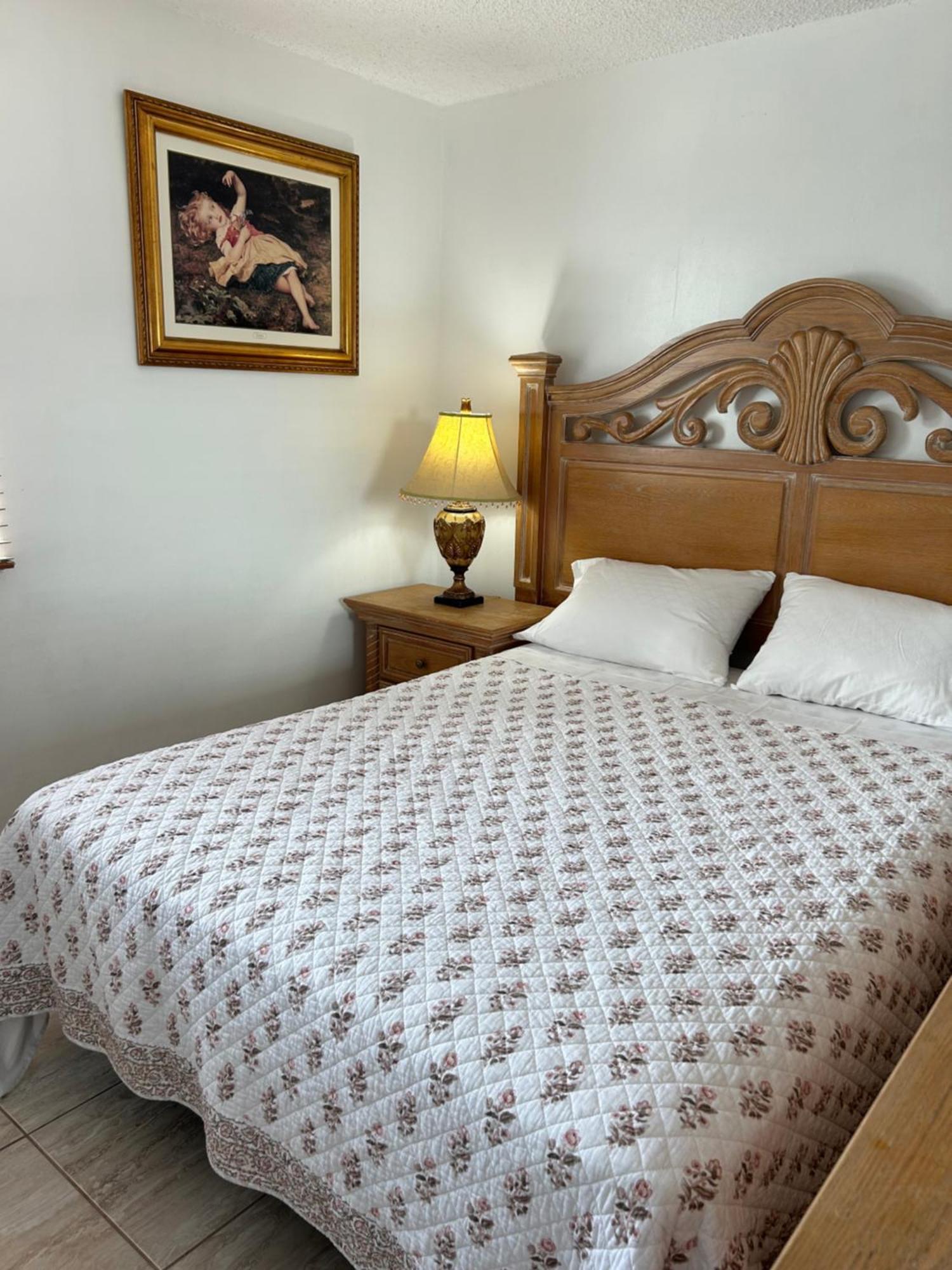 Beautiful Apartment With Very Elegant Colonial Decoration Tamiami Eksteriør billede